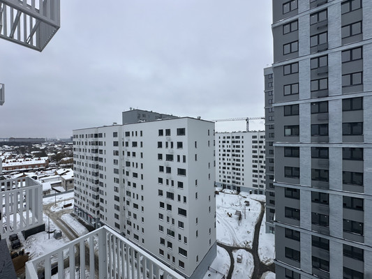 Продам трехкомнатную (3-комн.) квартиру, Братьев Гранат ул, 6, Сосенское п