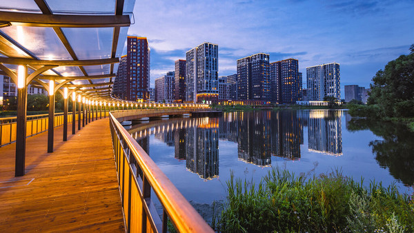 Продам трехкомнатную (3-комн.) квартиру, Братьев Гранат ул, 6, Сосенское п