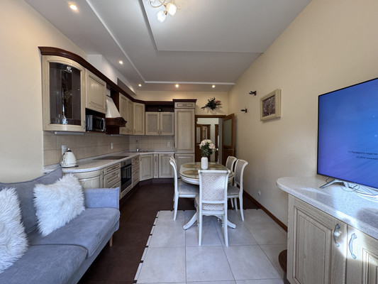 Продам двухкомнатную (2-комн.) квартиру, Нахимова ул, 15, Санкт-Петербург г