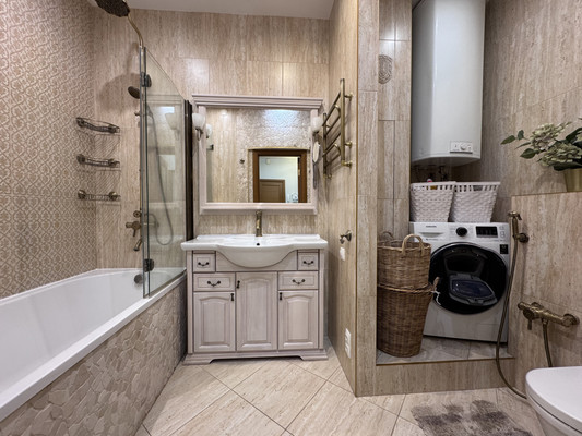 Продам двухкомнатную (2-комн.) квартиру, Нахимова ул, 15, Санкт-Петербург г