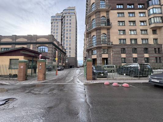 Продам двухкомнатную (2-комн.) квартиру, Нахимова ул, 15, Санкт-Петербург г