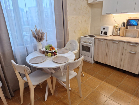 Продам комнату в 3-комн. квартире, Маршала Захарова ул, 22Ак1, Санкт-Петербург г