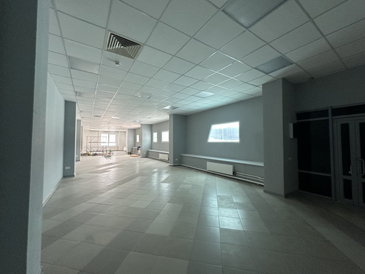 Сдам коммерческое помещение 90 м2, Родины ул, 43, Казань г