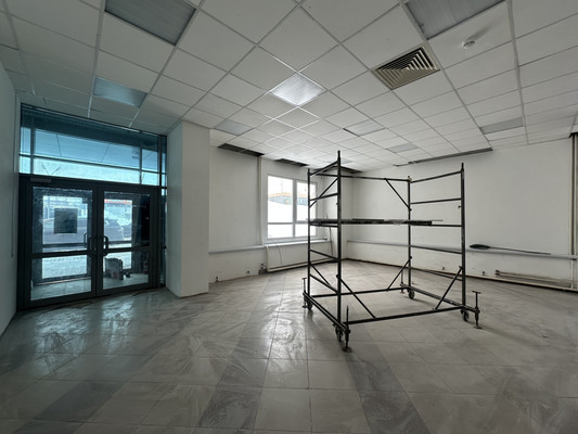 Сдам коммерческое помещение 90 м2, Родины ул, 43, Казань г