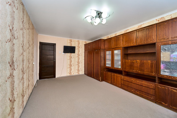 Продам двухкомнатную (2-комн.) квартиру, Симферопольская ул, 58, Краснодар г