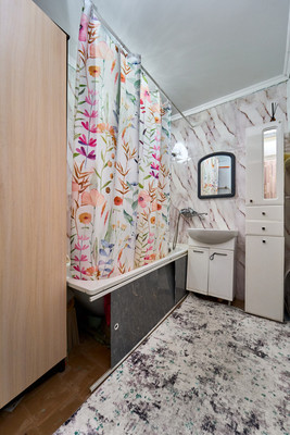 Продам двухкомнатную (2-комн.) квартиру, Симферопольская ул, 58, Краснодар г