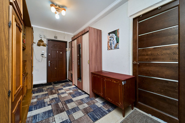 Продам двухкомнатную (2-комн.) квартиру, Симферопольская ул, 58, Краснодар г