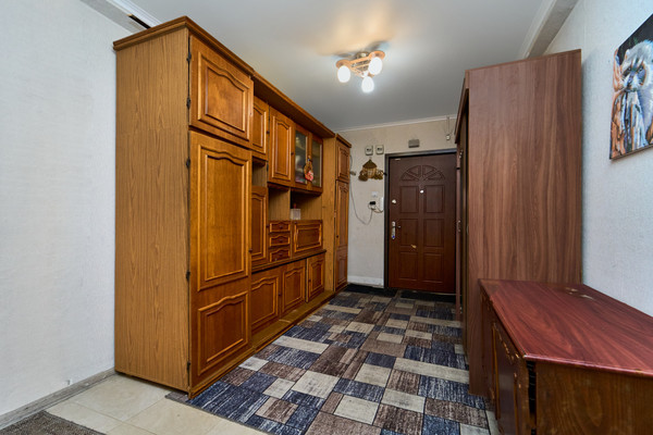 Продам двухкомнатную (2-комн.) квартиру, Симферопольская ул, 58, Краснодар г