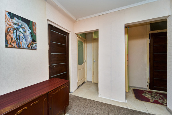 Продам двухкомнатную (2-комн.) квартиру, Симферопольская ул, 58, Краснодар г