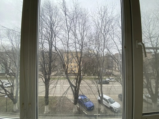 Продам трехкомнатную (3-комн.) квартиру, Советской Армии ул, 32, Армавир г