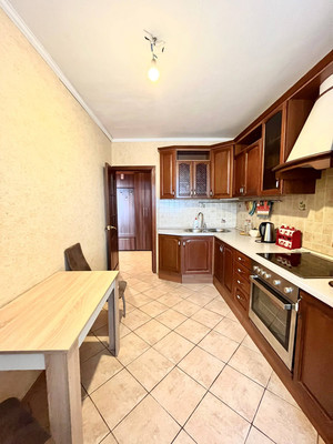 Продам однокомнатную (1-комн.) квартиру, Колхозная ул, 16к1, Услонь д