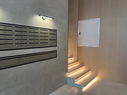 Продам однокомнатную (1-комн.) квартиру, Дзержинского ул, 33, Ханты-Мансийск г