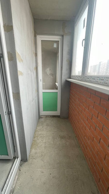 Продам двухкомнатную (2-комн.) квартиру, Западный Обход ул, 39/2к4, Краснодар г