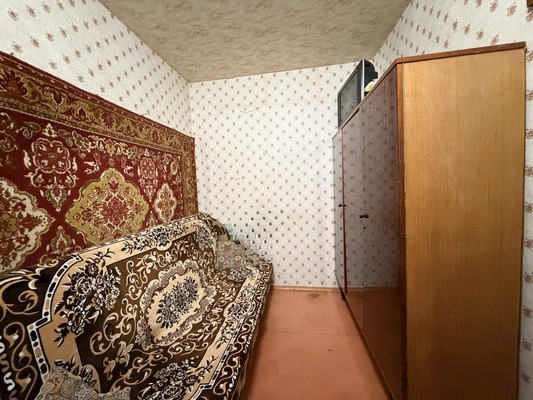 Продам двухкомнатную (2-комн.) квартиру, Костычева ул, 35, Брянск г