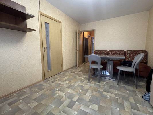 Продам трехкомнатную (3-комн.) квартиру, 44, Новосиньково п