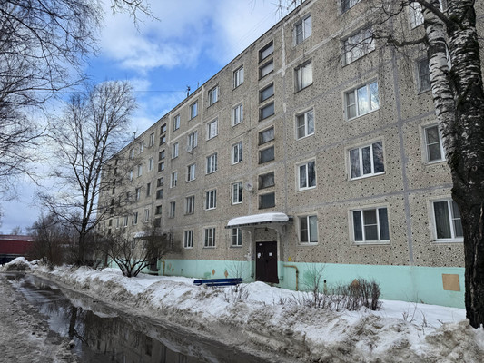 Продам трехкомнатную (3-комн.) квартиру, 44, Новосиньково п