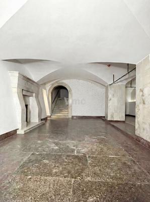 Сдам коммерческое помещение 110 м2, Столовый пер, 6, Москва г