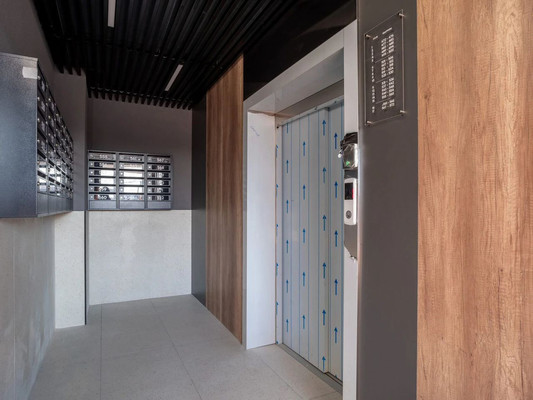 Продам однокомнатную (1-комн.) квартиру, Генерала Челнокова ул, 27, Калининград г