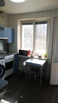 Продам трехкомнатную (3-комн.) квартиру, Аральская ул, 71, Симферополь г