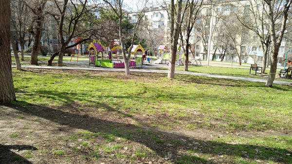 Продам трехкомнатную (3-комн.) квартиру, Аральская ул, 71, Симферополь г