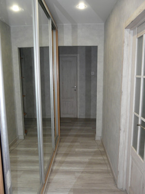 Продам трехкомнатную (3-комн.) квартиру, Портовая ул, 370, Ростов-на-Дону г