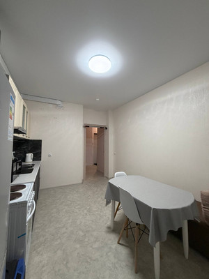 Продам однокомнатную (1-комн.) квартиру, Самаровская ул, 8к1, Ханты-Мансийск г