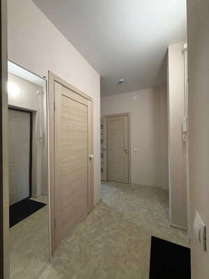 Продам однокомнатную (1-комн.) квартиру, Самаровская ул, 8к1, Ханты-Мансийск г