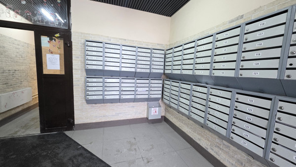 Продам трехкомнатную (3-комн.) квартиру, Базовый пер, 54, Екатеринбург г