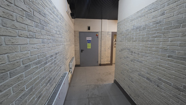 Продам трехкомнатную (3-комн.) квартиру, Базовый пер, 54, Екатеринбург г