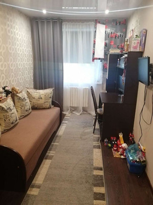 Продам трехкомнатную (3-комн.) квартиру, Лесопильная ул, 59, Калининград г