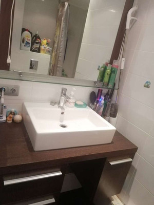 Продам трехкомнатную (3-комн.) квартиру, Лесопильная ул, 59, Калининград г