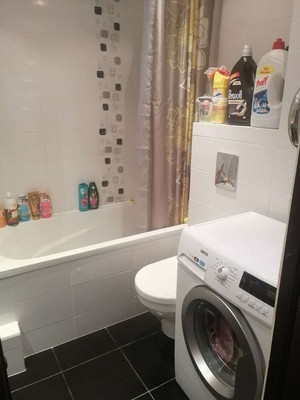 Продам трехкомнатную (3-комн.) квартиру, Лесопильная ул, 59, Калининград г