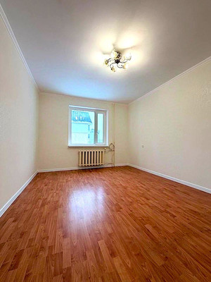 Продам двухкомнатную (2-комн.) квартиру, Ясная ул, 3, Калининград г