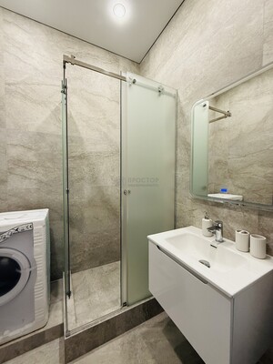 Продам двухкомнатную (2-комн.) квартиру, Академика Челомея ул, 1А, Москва г