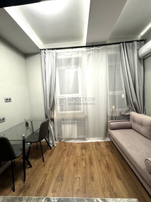 Продам однокомнатную (1-комн.) квартиру, Смоленский б-р, 24с2, Москва г