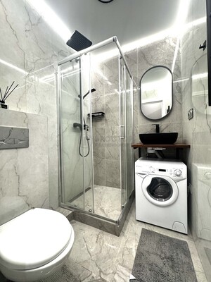 Продам однокомнатную (1-комн.) квартиру, Смоленский б-р, 24с2, Москва г