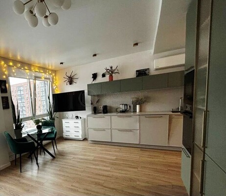 Продам двухкомнатную (2-комн.) квартиру, Михайлова ул, 30Ак2, Москва г