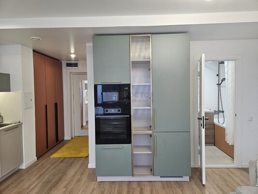 Продам двухкомнатную (2-комн.) квартиру, Михайлова ул, 30Ак2, Москва г