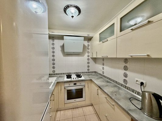 Сдам трехкомнатную (3-комн.) квартиру, Киевская ул, 116, Симферополь г