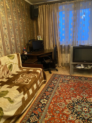 Продам двухкомнатную (2-комн.) квартиру, Шолохова ул, 6, Москва г