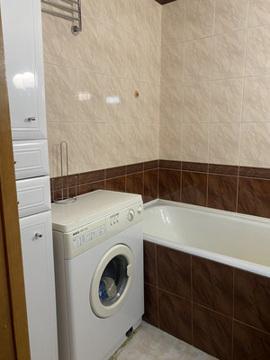 Продам двухкомнатную (2-комн.) квартиру, Шолохова ул, 6, Москва г