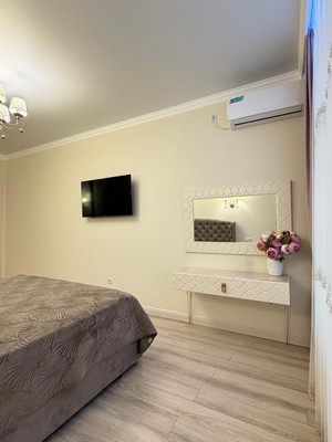 Продам трехкомнатную (3-комн.) квартиру, Тлостанова ул, 32кВ1, Нальчик г