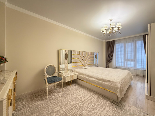 Продам трехкомнатную (3-комн.) квартиру, Тлостанова ул, 32кВ1, Нальчик г