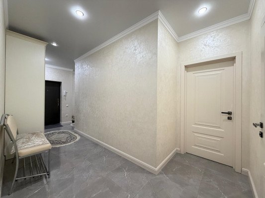 Продам трехкомнатную (3-комн.) квартиру, Тлостанова ул, 32кВ1, Нальчик г