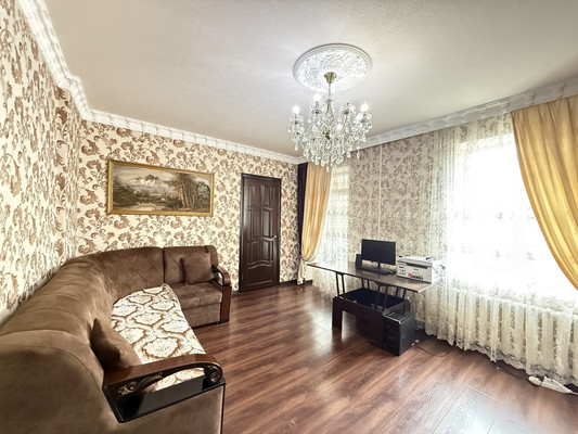 Продам двухкомнатную (2-комн.) квартиру, Мальбахова ул, 119, Нальчик г