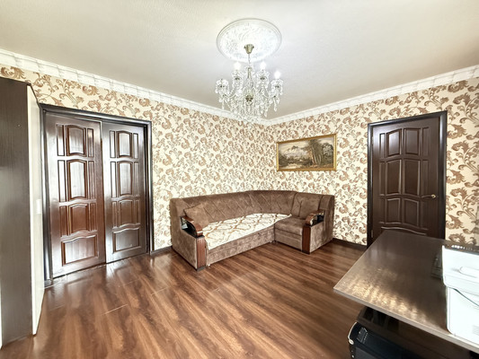 Продам двухкомнатную (2-комн.) квартиру, Мальбахова ул, 119, Нальчик г