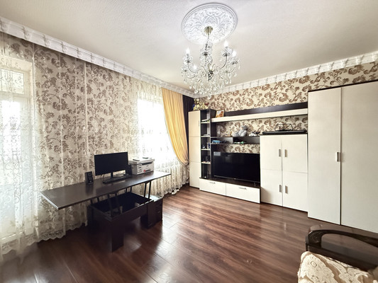 Продам двухкомнатную (2-комн.) квартиру, Мальбахова ул, 119, Нальчик г