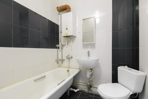 Продам двухкомнатную (2-комн.) квартиру, Михаила Нагибина пр-кт, 37кБ, Ростов-на-Дону г