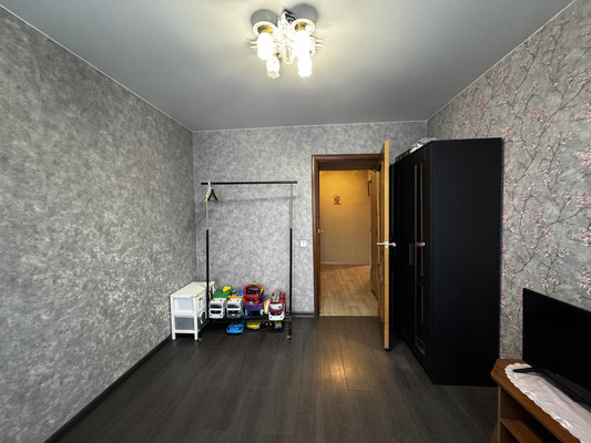 Продам трехкомнатную (3-комн.) квартиру, Звездная ул, 8, Балашиха г