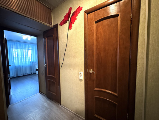 Продам трехкомнатную (3-комн.) квартиру, Звездная ул, 8, Балашиха г